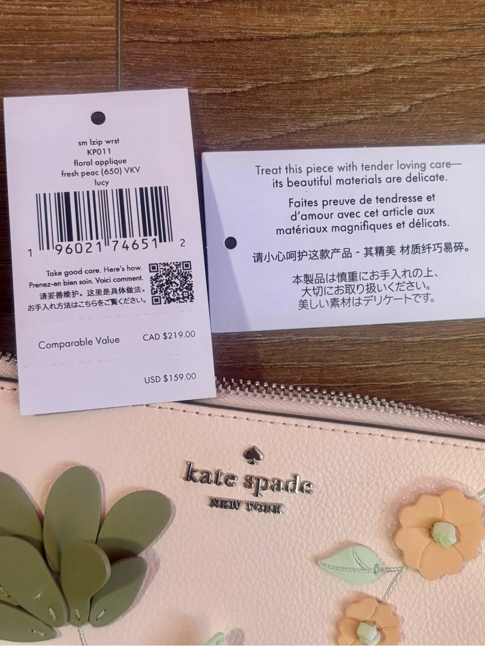 Kate Spade Lucy peach card holder wristlet NWT MSRP: $159!
